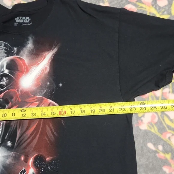 STAR WARS Black Graphic T-Shirt Size XL - Picture 4 of 5